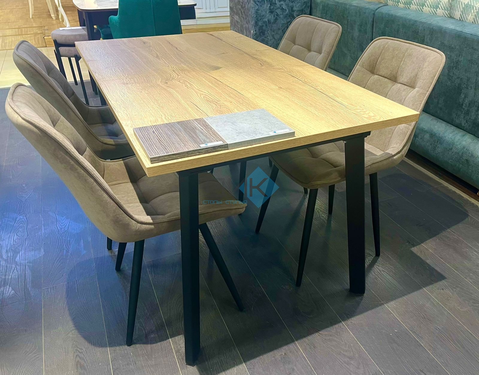 Стол Dikline HB140