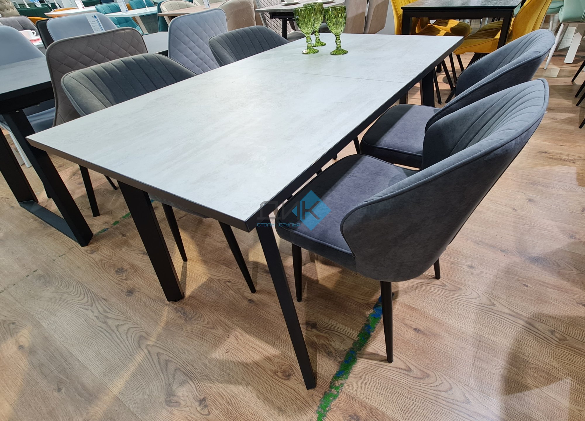 Стол Dikline HB120